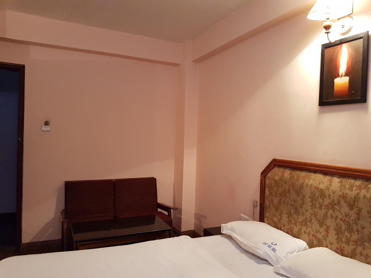 Hotel Blue Bird Ooty Kültér fotó